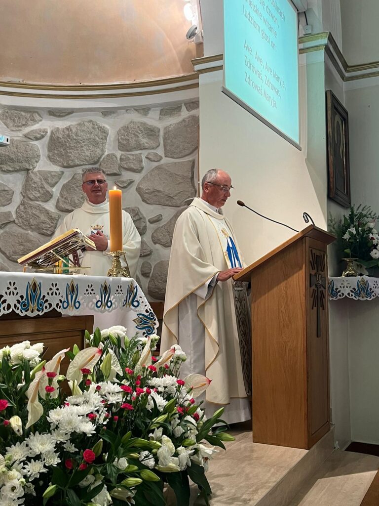 PHOTO-2024-08-15-18-11-21 4